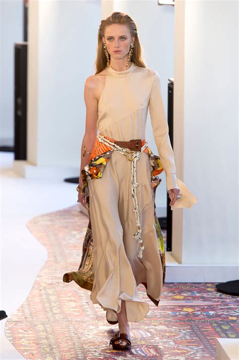 Chloé News, Collections, Fashion Shows, Fashion .